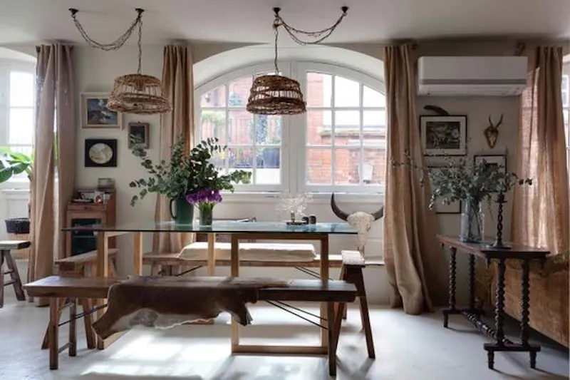 Dining room at Rustic home in Hastings, N427 (photo 7)