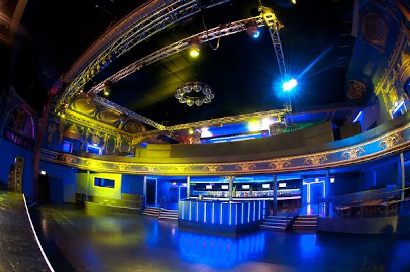 Iconic Brixton Venue, R813 (photo 2)