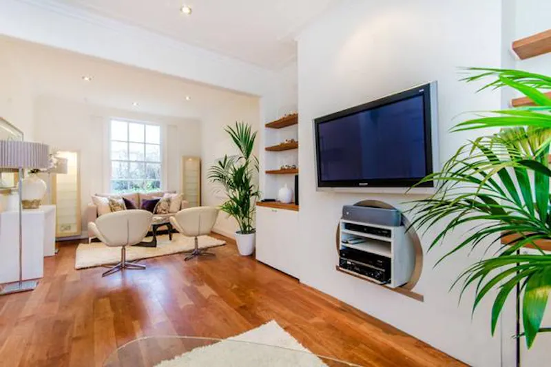 Living Room at Townhouse flat in Angel, F1146 (photo 2)