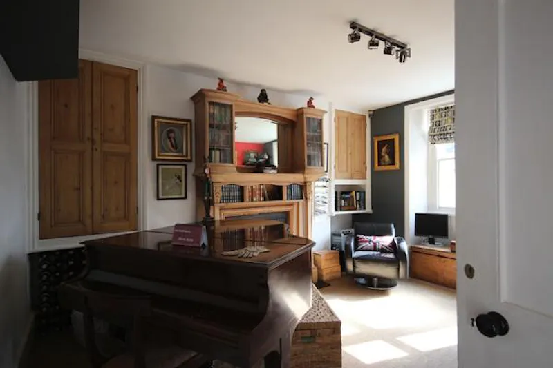 Stunning stroud house, B1773 (photo 11)