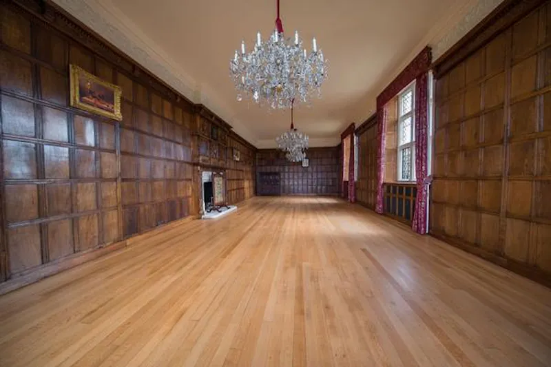 Floor - wooden at Elizabethan estate in Water End, G303 (photo 17)