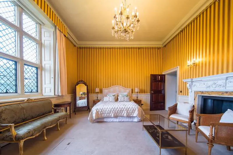 Bedroom at Elizabethan estate in Water End, G303 (photo 44)