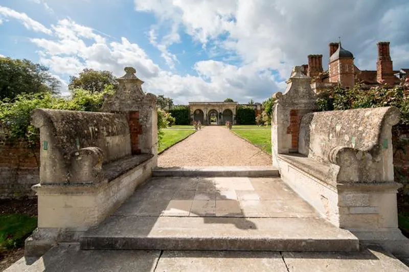 Elizabethan estate in Water End, G303 (photo 72)