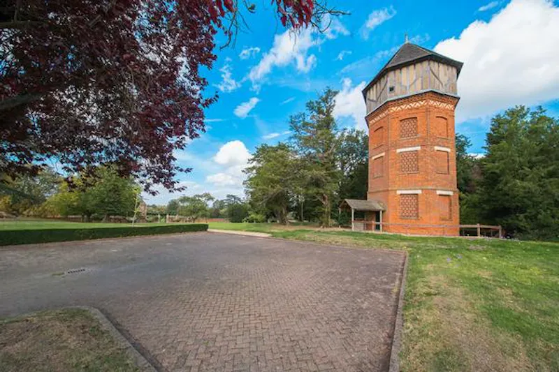 Elizabethan estate in Water End, G303 (photo 91)