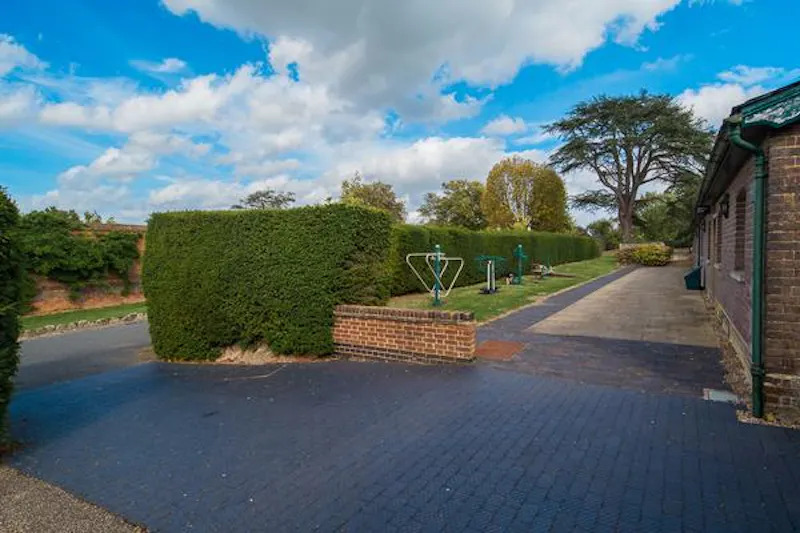 Elizabethan estate in Water End, G303 (photo 99)