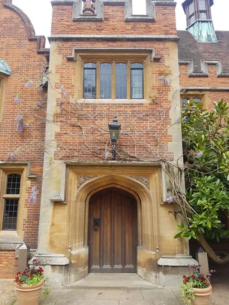 Gothic Cambridge manor house, M307 (photo 4)