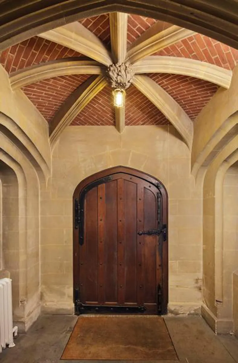 Gothic Cambridge manor house, M307 (photo 5)