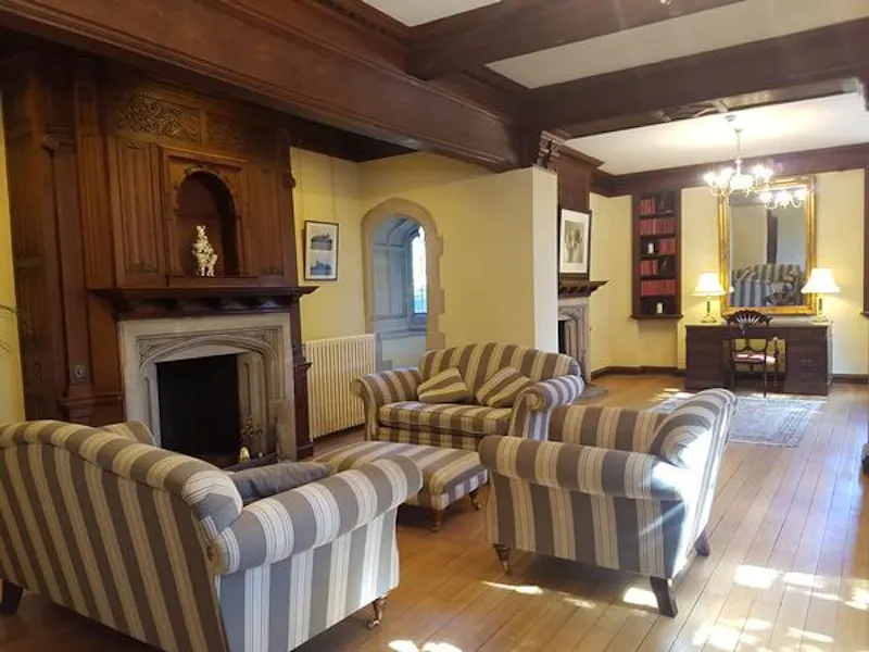 Living Room at Gothic Cambridge manor house, M307 (photo 12)