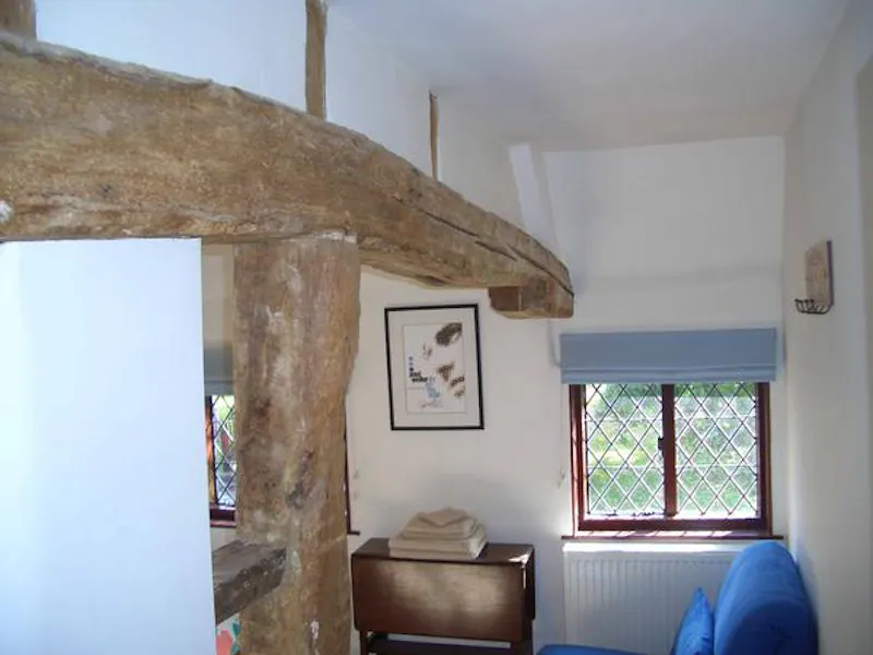 Beams at Film location C881 in Buckinghamshire (photo 18)