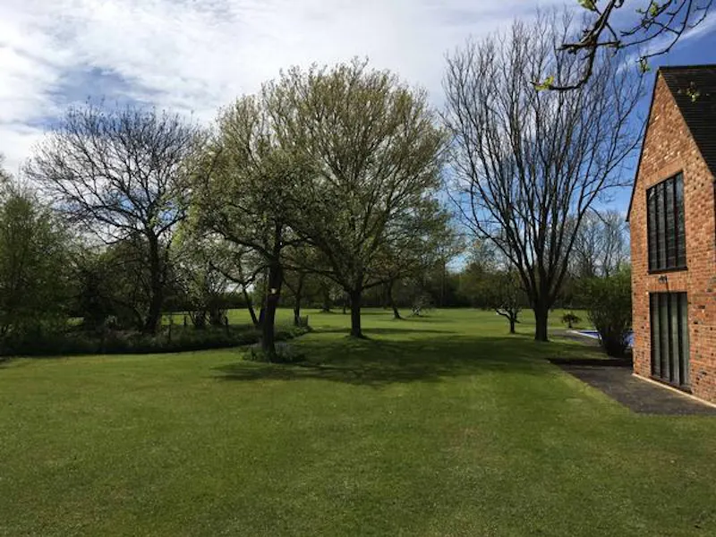 Film location C881 in Buckinghamshire (photo 23)