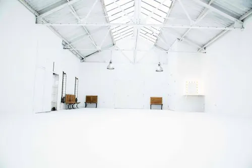 White studio in Acton, N431