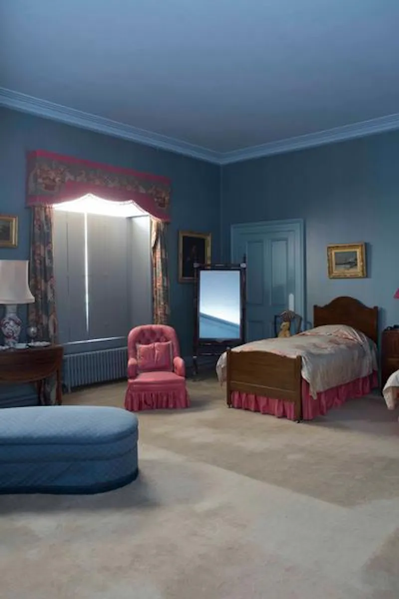 Bedroom at Neo-classical Bedford house, A1438 (photo 19)