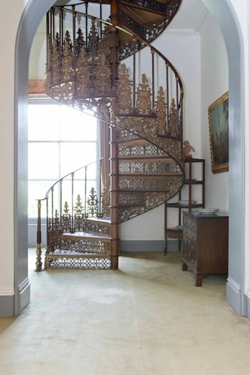 Staircase at Neo-classical Bedford house, A1438 (photo 24)