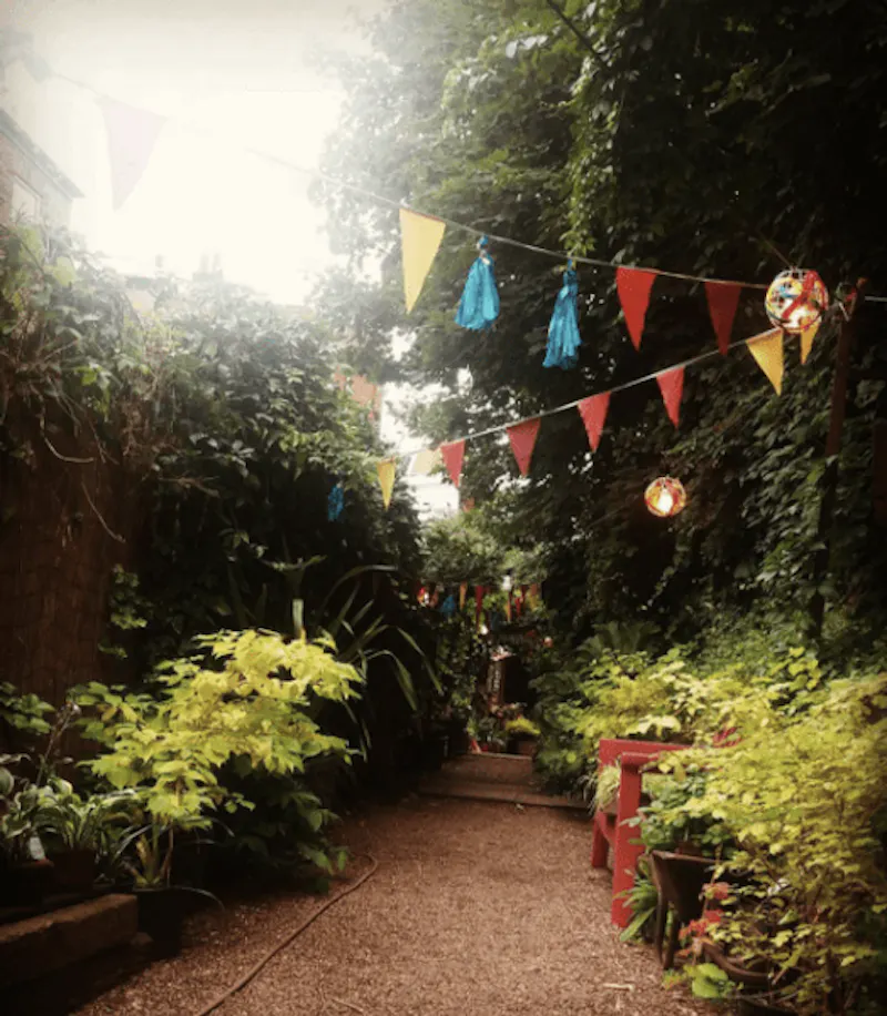Garden centre in Battersea, Q122 (photo 14)