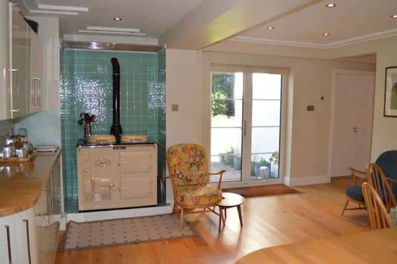Aga at Quirky Poole deco house, D2319 (photo 16)