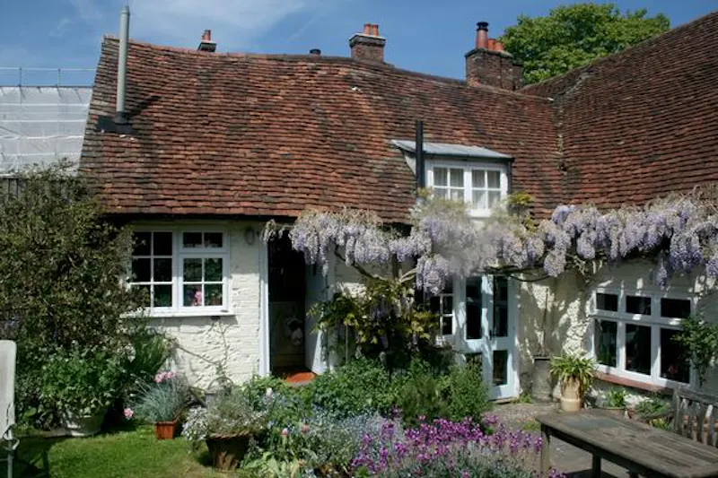 Quaint Great Missenden home, C886 (photo 2)