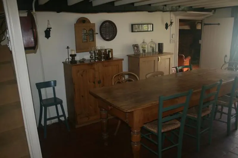 Quaint Great Missenden home, C886 (photo 11)