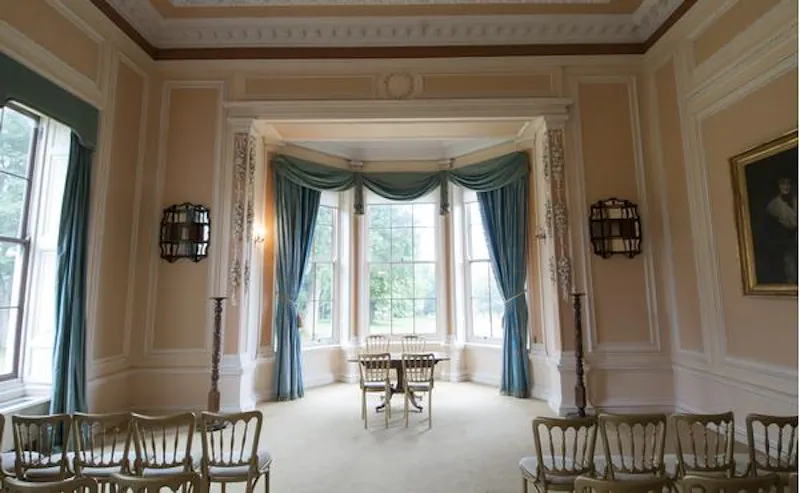 Boardroom at Film location H179 in Wiltshire (photo 3)