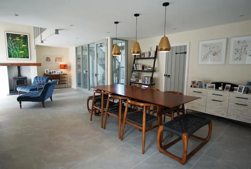 Dining room at Stylish Dorking barn conversion, L670 (photo 2)