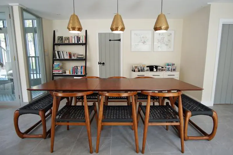 Stylish Dorking barn conversion, L670 (photo 3)