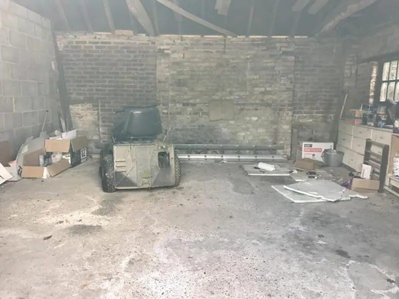 Stable / Outbuildings at Film location C888 in East Sussex (photo 111)