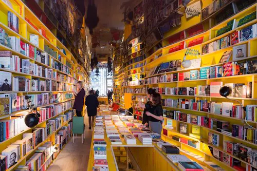 Eclectic Brick Lane bookshop, Q123