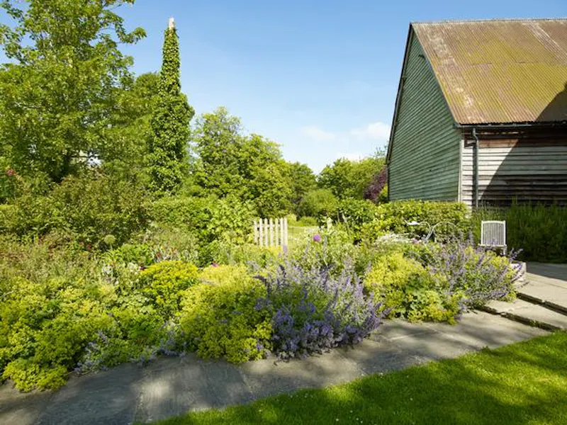 Thame thatched cottage, C889 (photo 17)