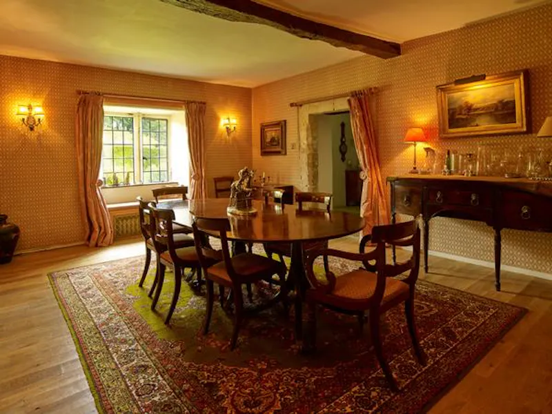 Beams at Cotswold country manor, M309 (photo 7)