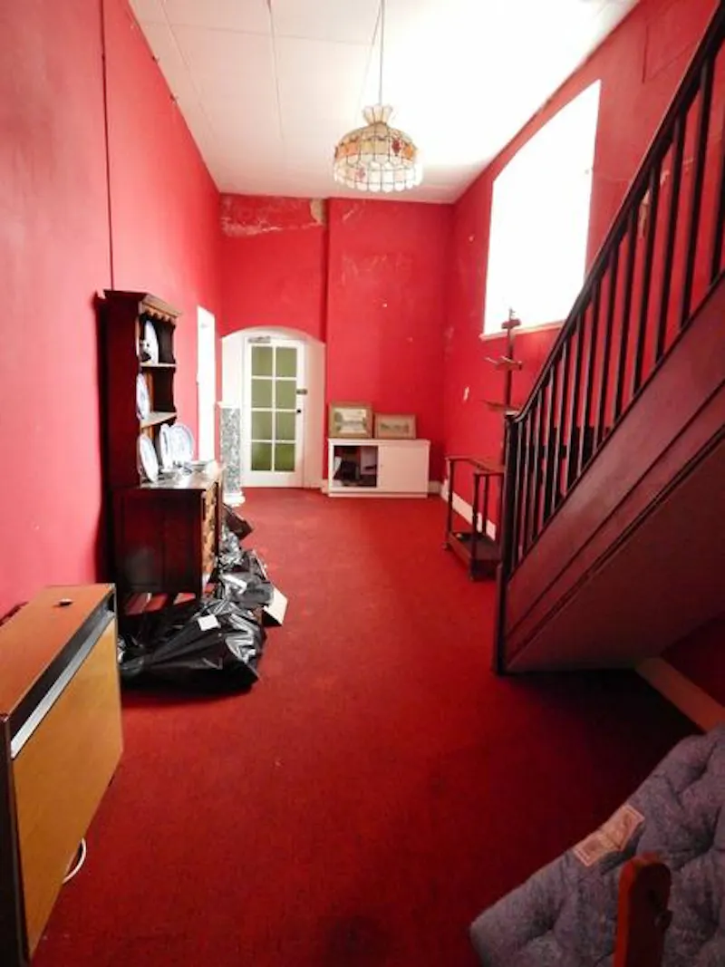 Macclesfield stately home, A1440 (photo 16)
