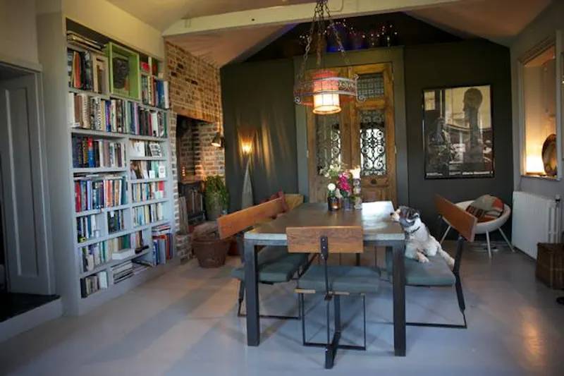 Dining room at Stylish Ham Common house, F1151 (photo 20)