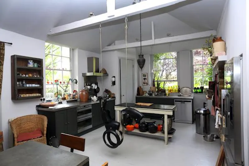 Stylish Ham Common house, F1151 (photo 11)