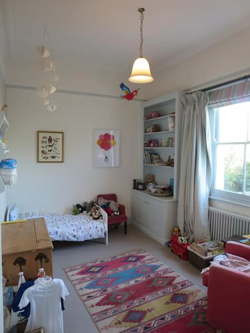 Colourful Peckham family home, D2324 (photo 22)