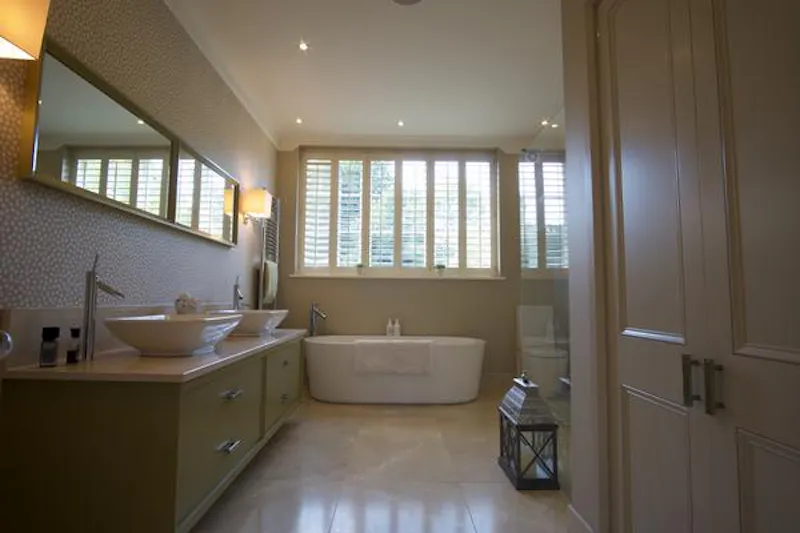 Tunbridge Wells house with pool, A1442 (photo 39)