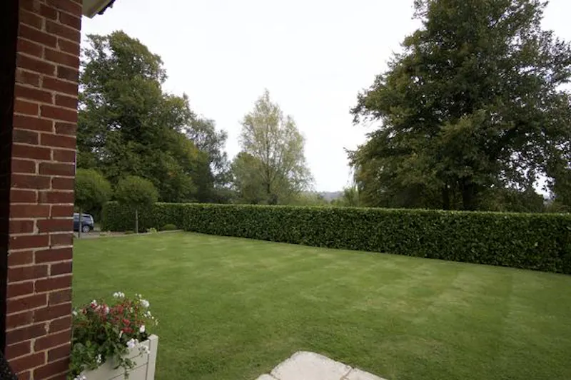 Tunbridge Wells house with pool, A1442 (photo 51)