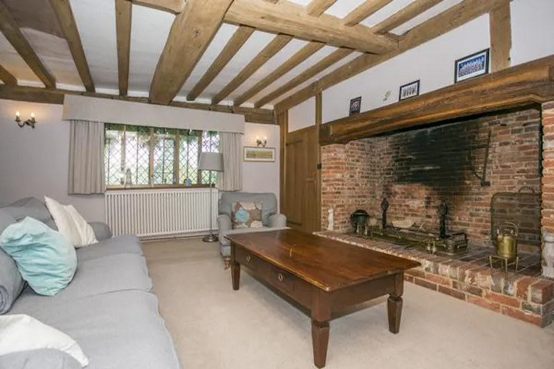 Kentish 17th Century timbered hall, M310 (photo 5)