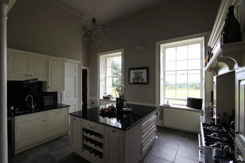 Apartment in Bayford mansion, A1443 (photo 8)