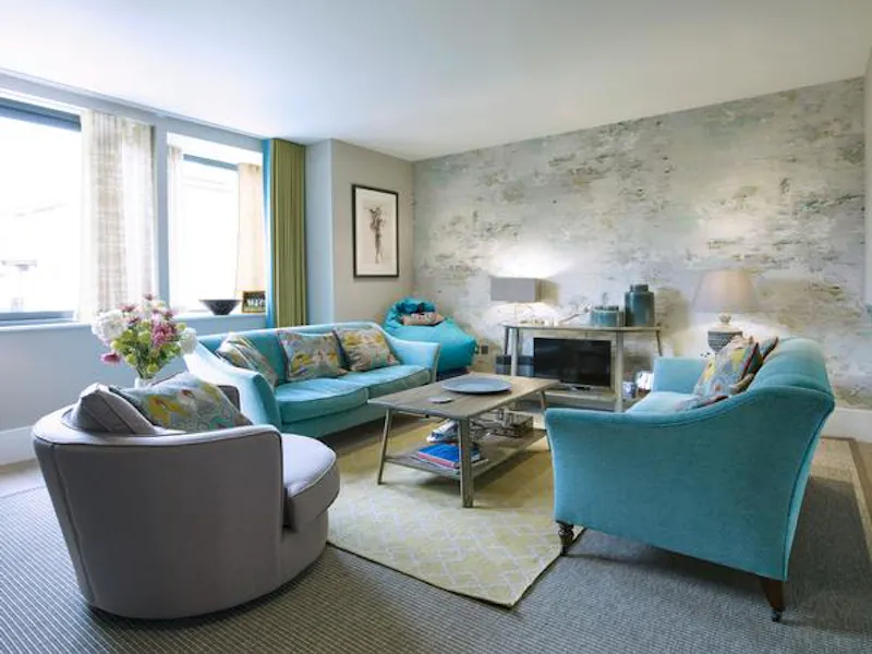 Living Room at Cool Clapham mezzanine house, D2326 (photo 3)