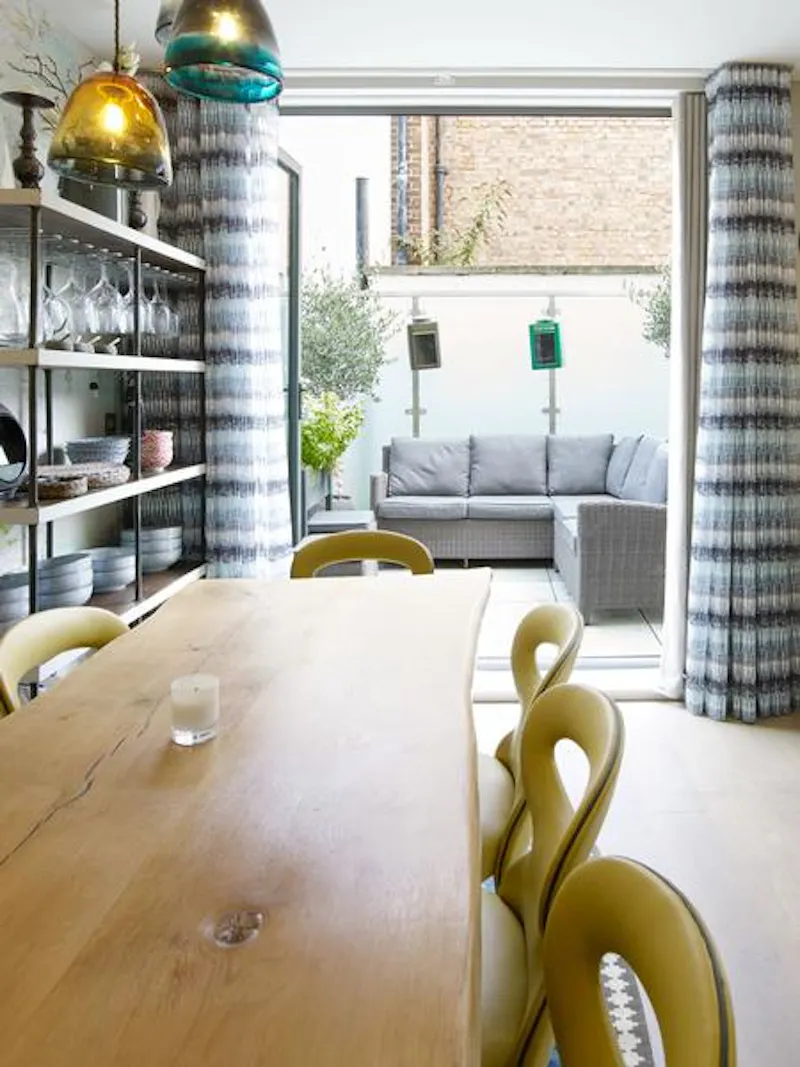 Cool Clapham mezzanine house, D2326 (photo 9)