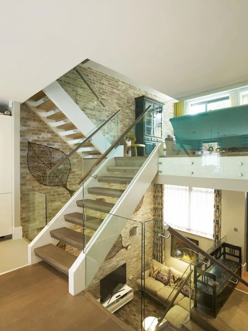 Cool Clapham mezzanine house, D2326 (photo 11)