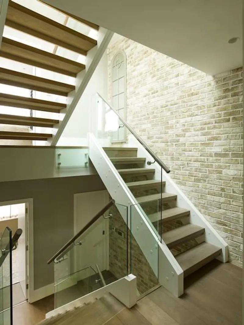 Cool Clapham mezzanine house, D2326 (photo 18)