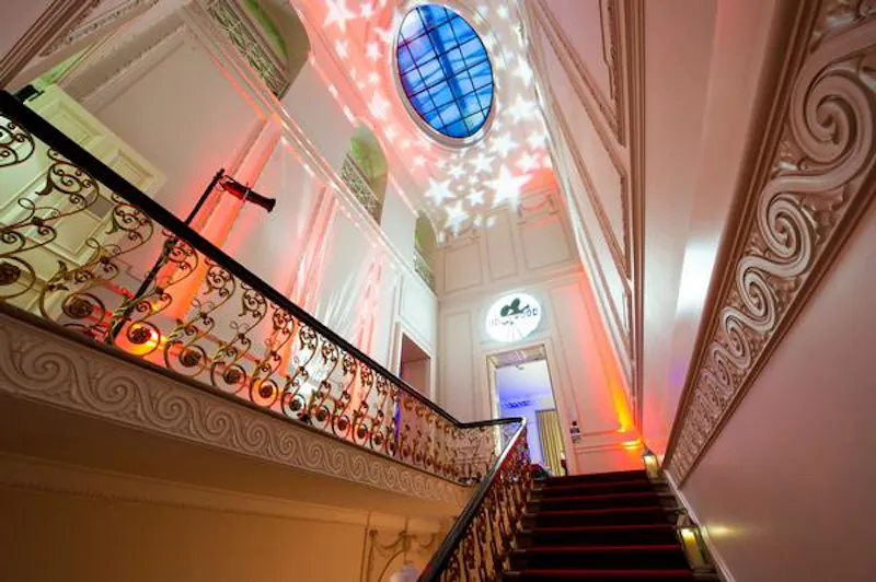 Staircase at Grand Knightsbridge events space, N434 (photo 4)