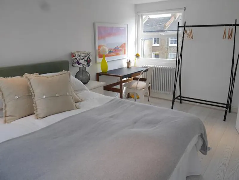 Bedroom at East Dulwich terraced house, B1782 (photo 21)