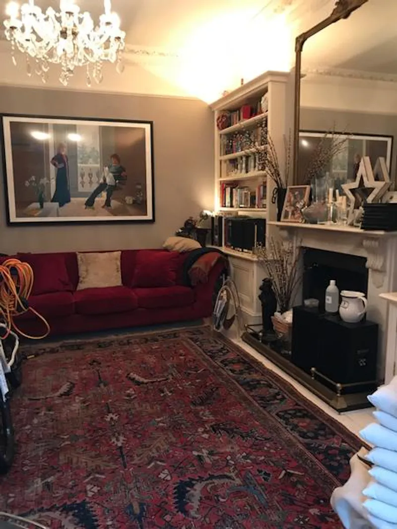 Living Room at Acton family house, B1784 (photo 10)