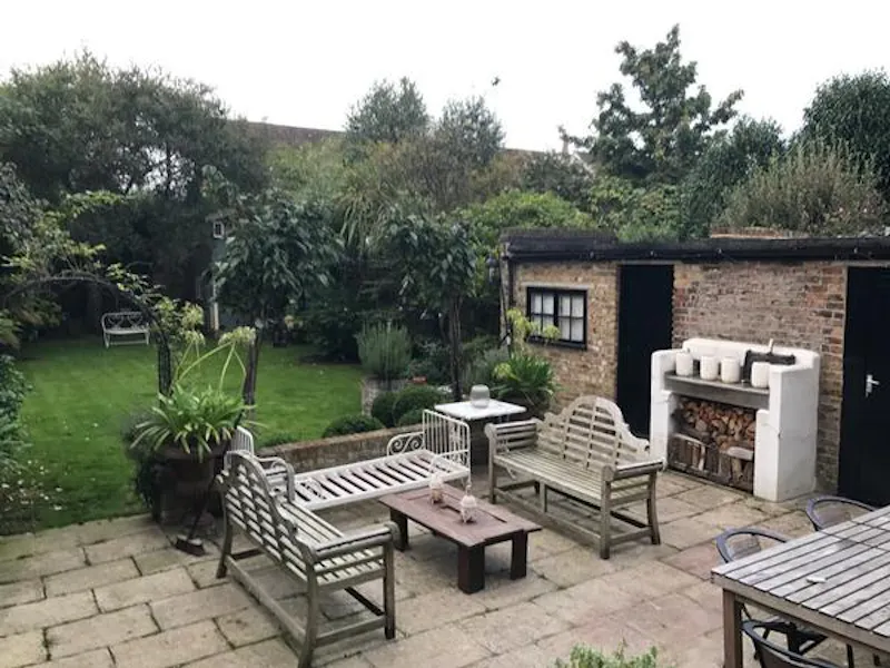Garden at Acton family house, B1784 (photo 53)