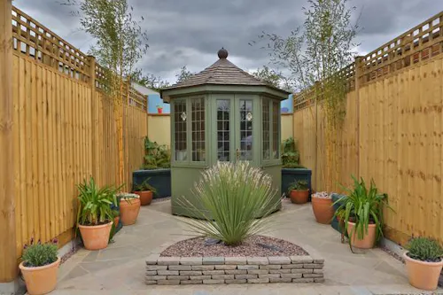 13 show gardens in Tonbridge, Q126