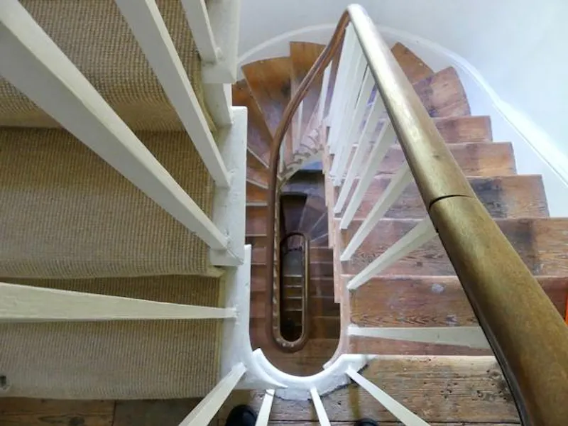 Staircase at Elegant Camberwell townhouse, A1445 (photo 17)