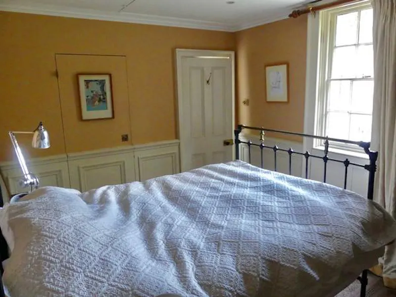 Elegant Camberwell townhouse, A1445 (photo 22)