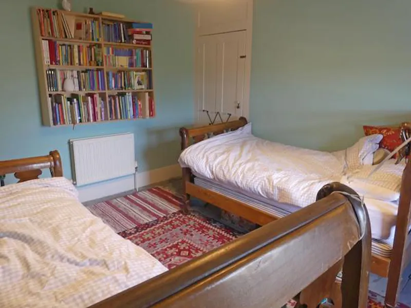 Elegant Camberwell townhouse, A1445 (photo 25)