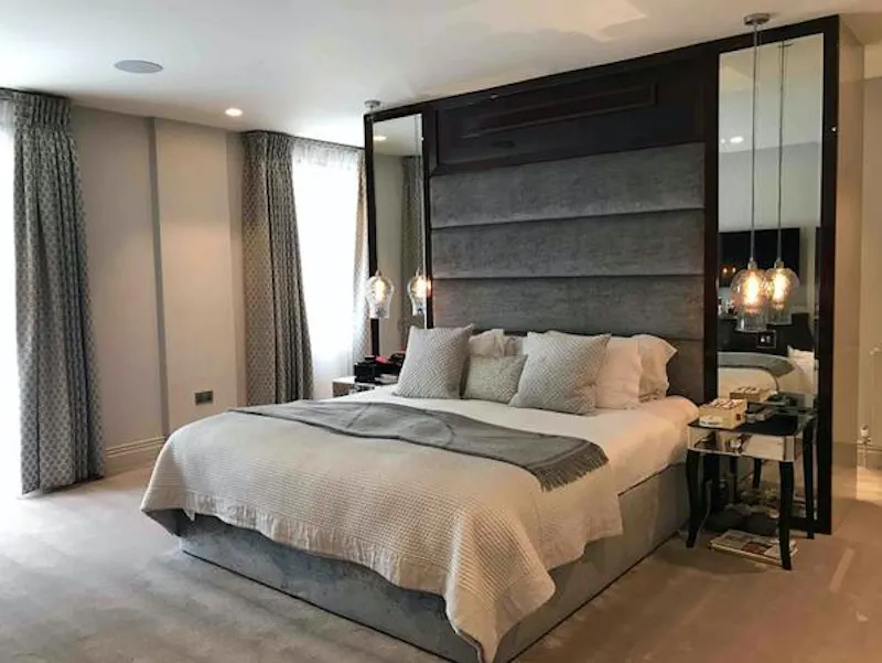 Bedroom at Golders Green detached house, B1785 (photo 10)
