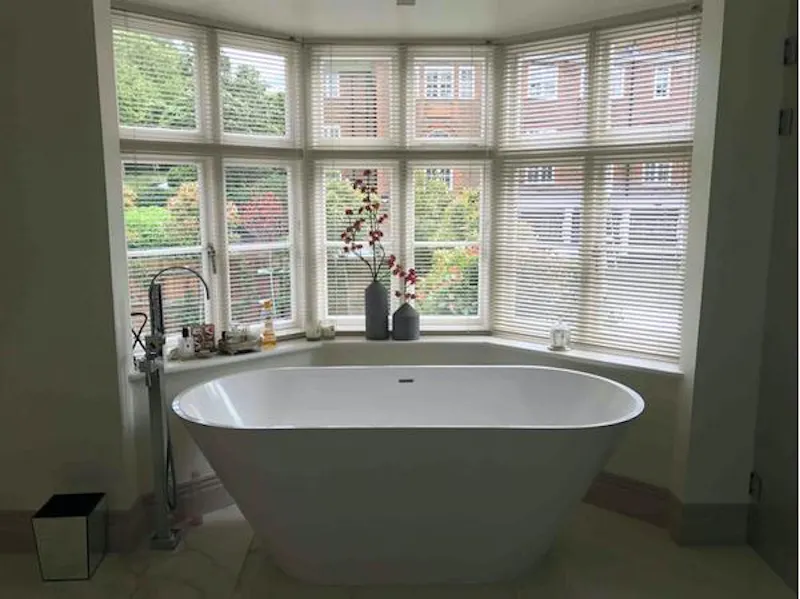 Bathroom at Golders Green detached house, B1785 (photo 11)